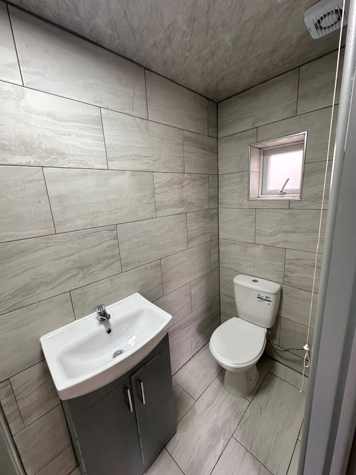 Flat Bennetts Avenue in Greater London