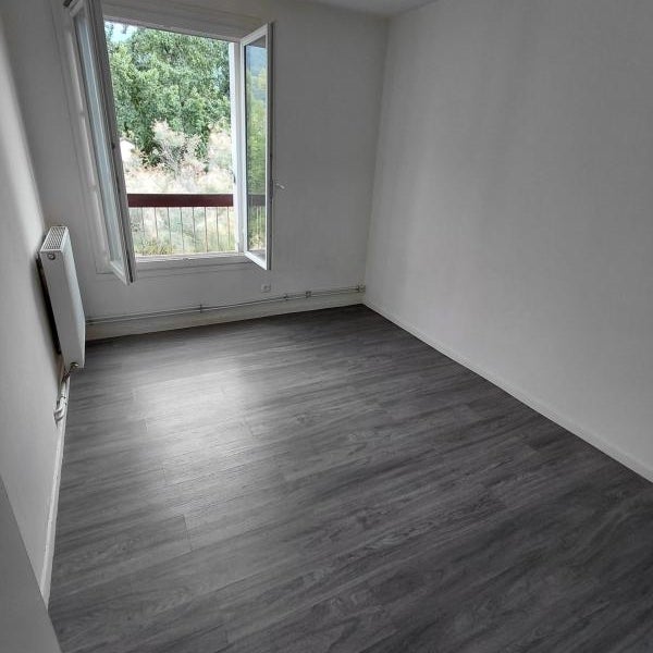 Flat Allée de la Fraternité in Domène