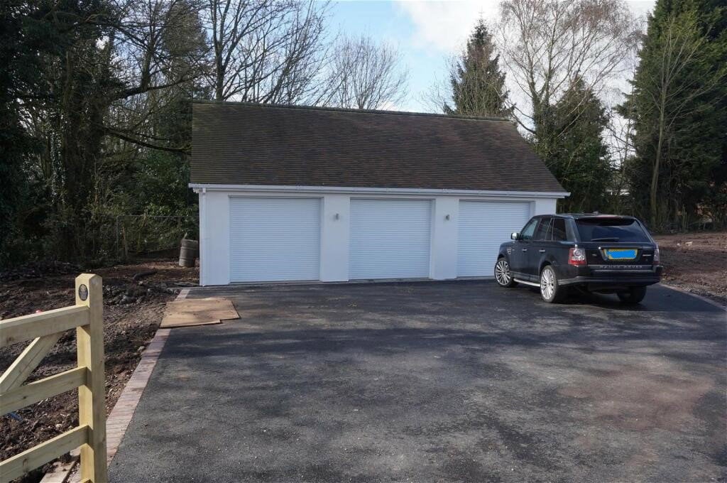 House Shrewley Common in Warwick