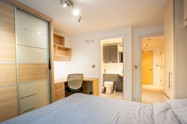Flat Great Dover Street in Greater London