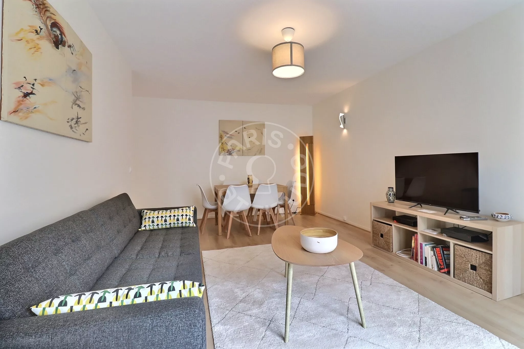 Appartement Rue Compans à Paris