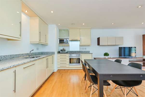 Flat Maida Vale in City of Westminster