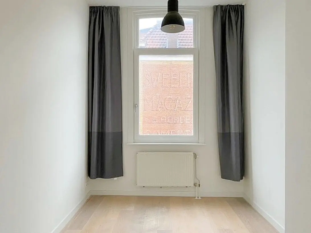 Appartement Koningin Emmakade 184 in Den Haag