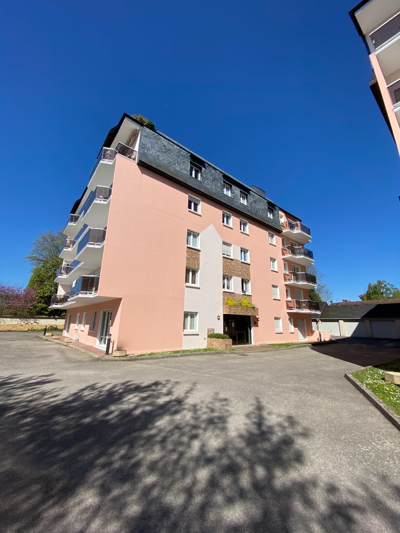 Flat Rue Victor Hugo in Évreux