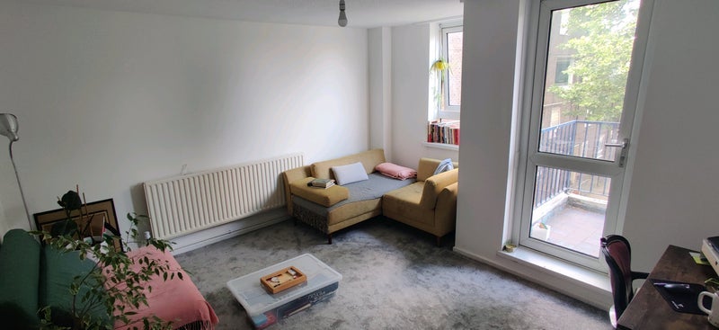 Room Abbott Road in Greater London