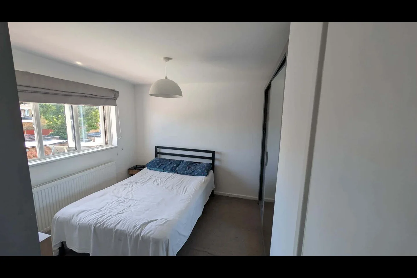 Room Ralphs Ride in Bracknell