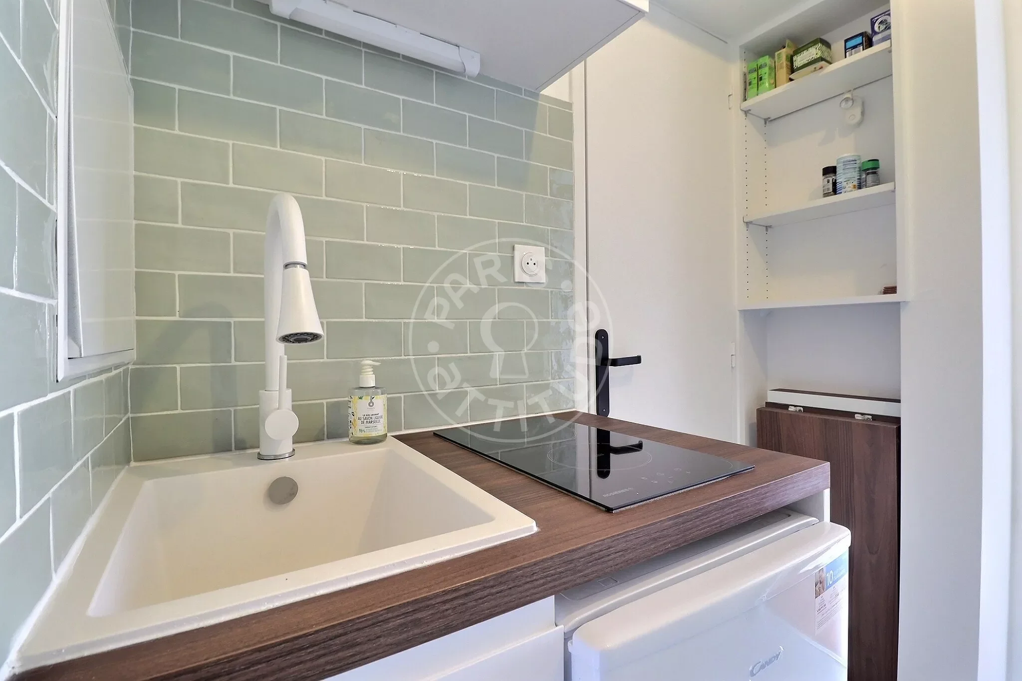 Flat Rue des Dames Augustines in Neuilly-sur-Seine