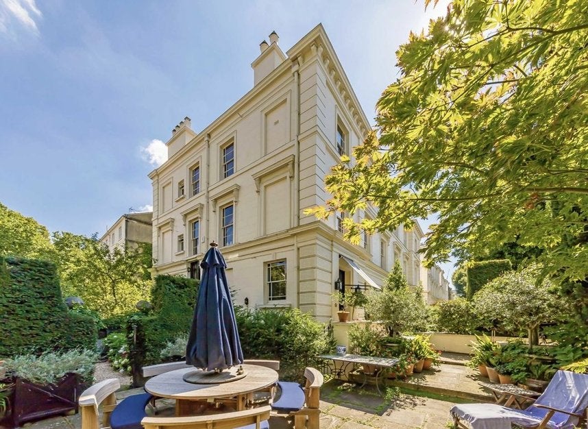 Flat Warwick Avenue in City of Westminster