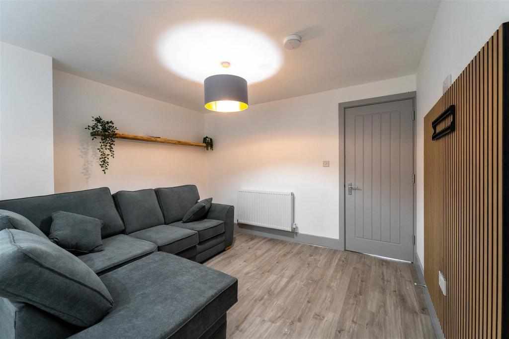 Flat Heeley Road in Birmingham
