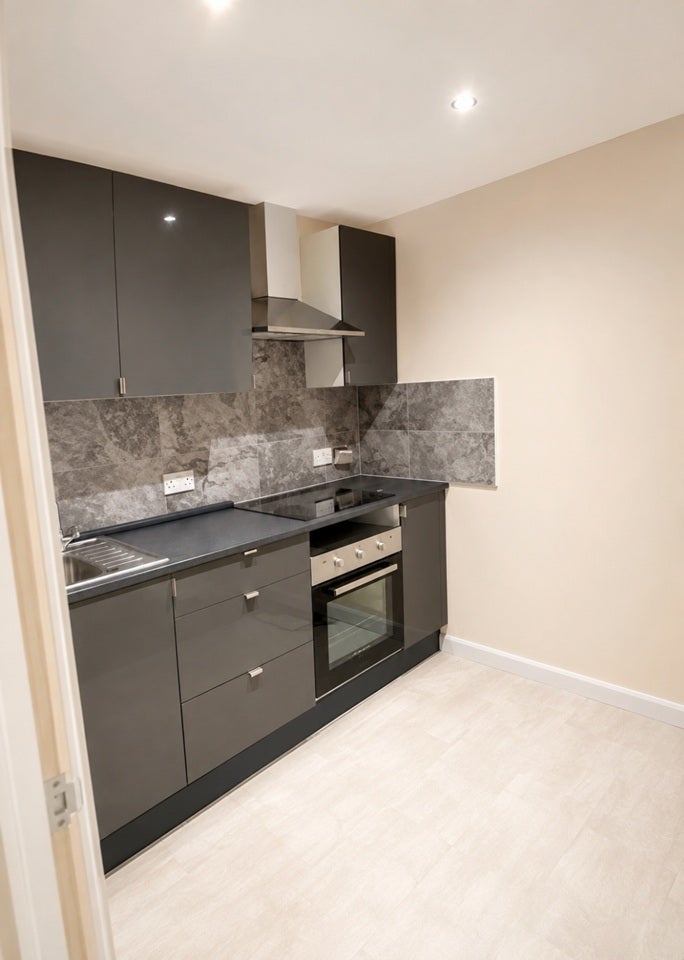 Flat Pennywell Road in Bristol