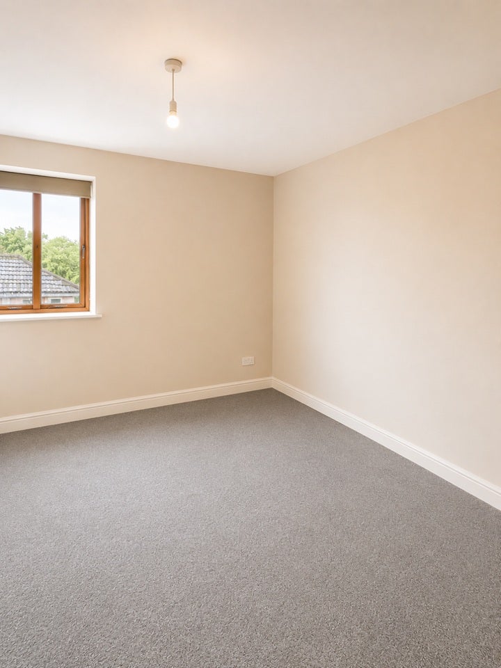 Flat Pennywell Road in Bristol