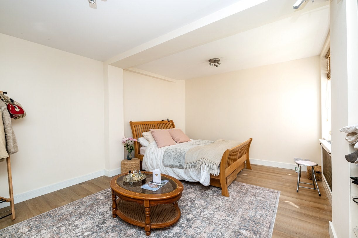 Flat Fetter Lane in City of London