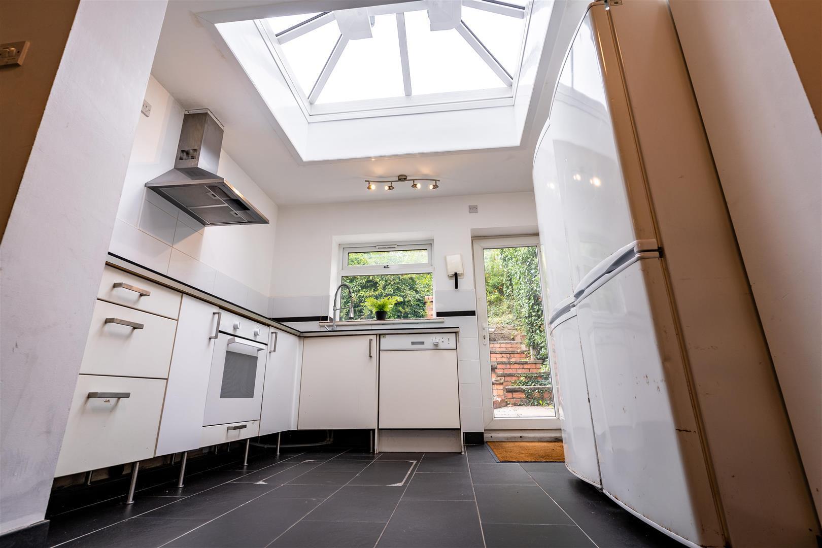Flat Harborne Park Road in Birmingham