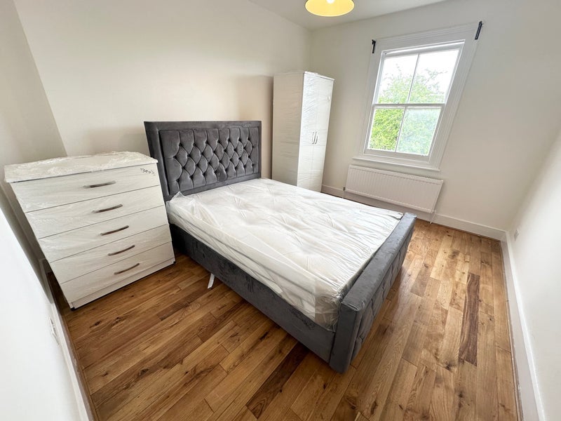 Flat Selsdon Road in Greater London