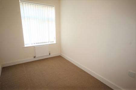 Flat Towcester Road in Far Cotton