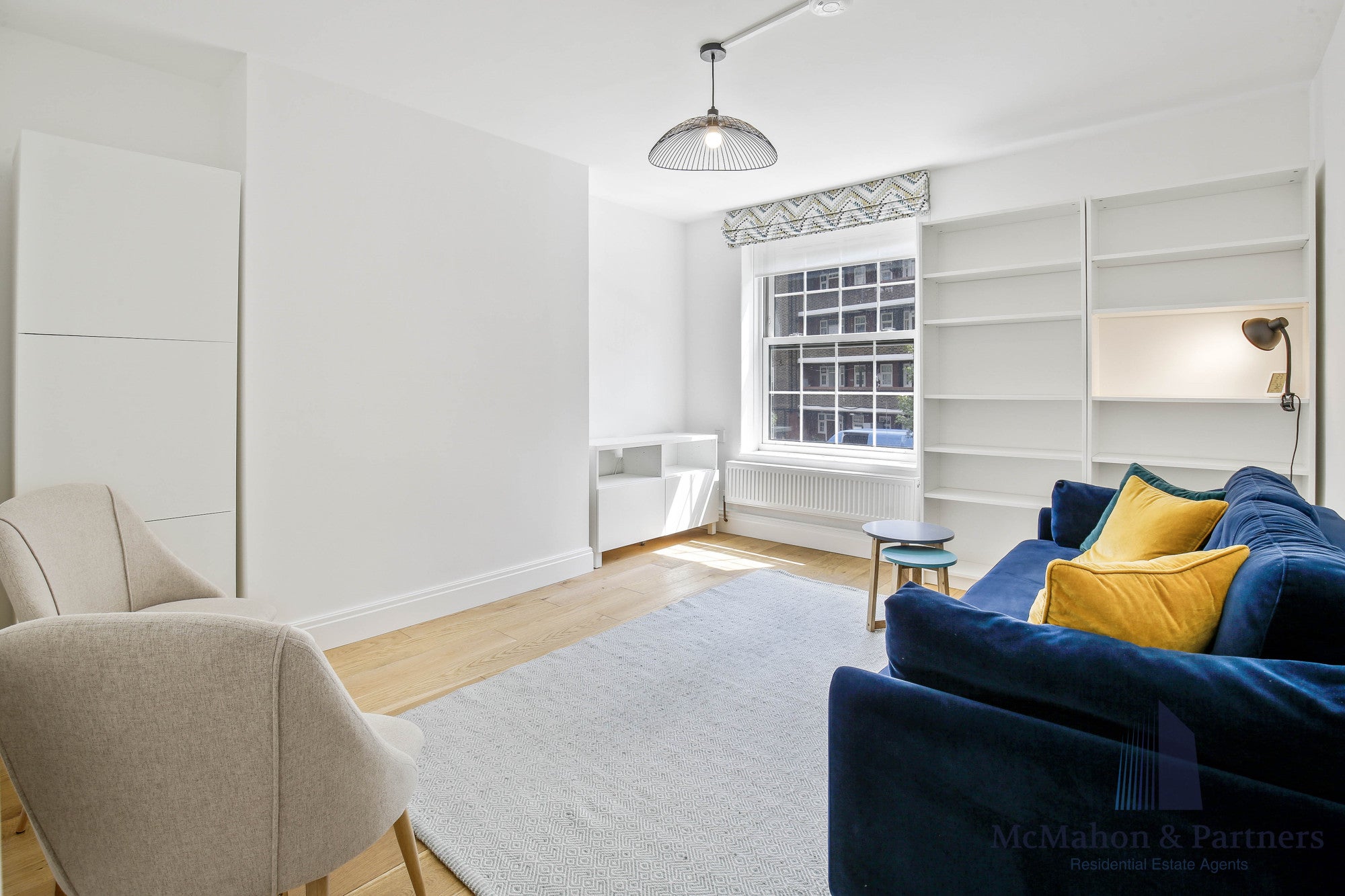 Flat Tiverton Street in Greater London