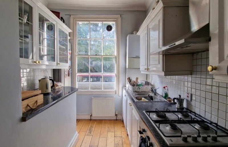 Room Essex Road in Greater London