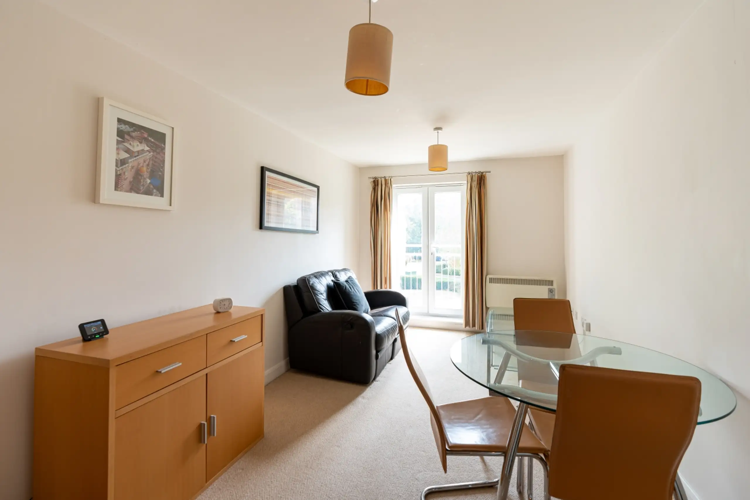 Flat Egrove Close in Oxford