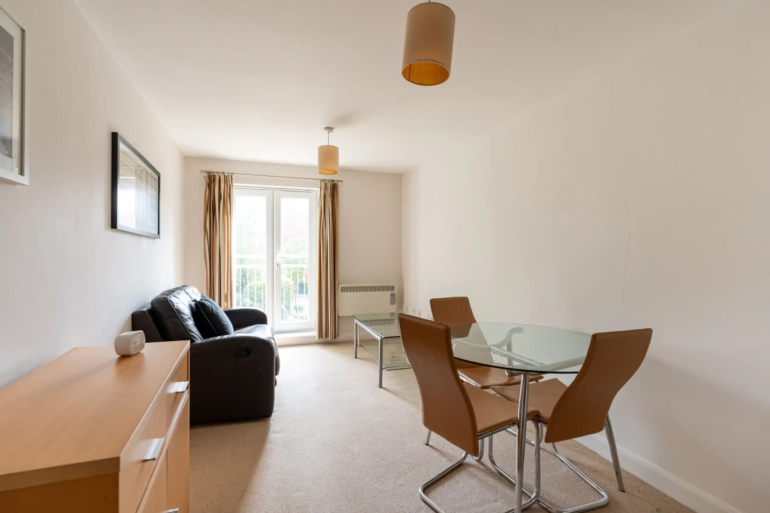 Flat Egrove Close in Oxford