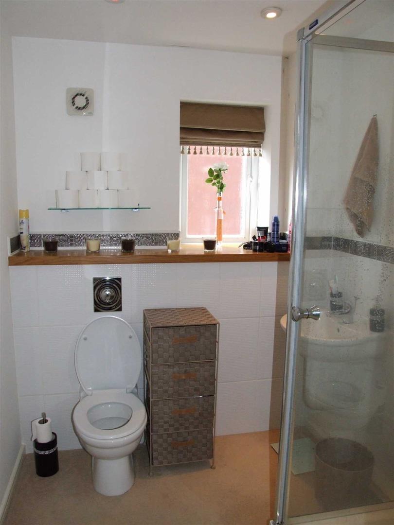 Flat Farcroft Close in Lymm