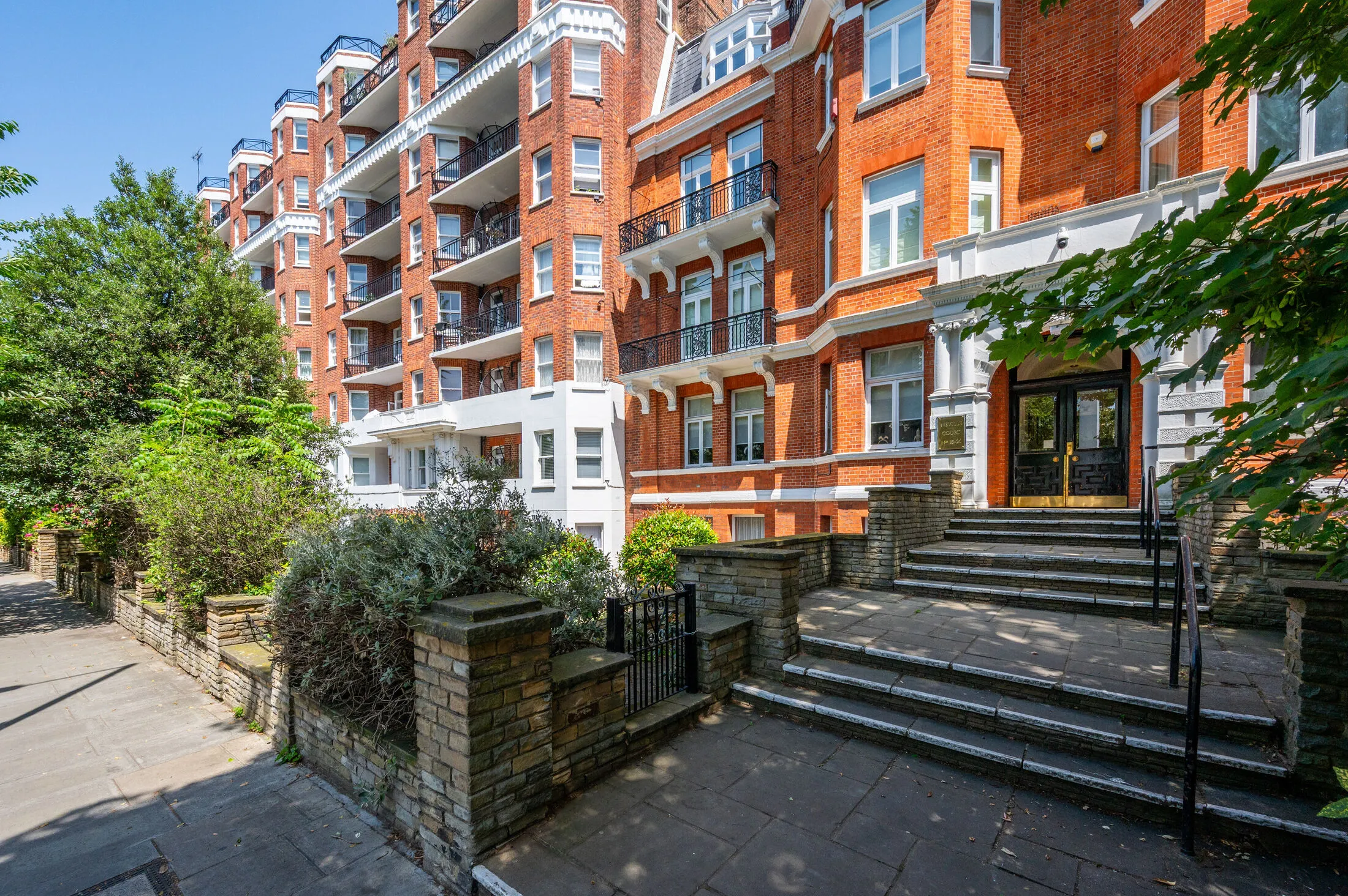 Flat Abbey Road in City of Westminster