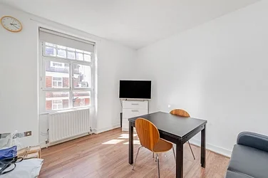 Flat Davies Street in City of Westminster