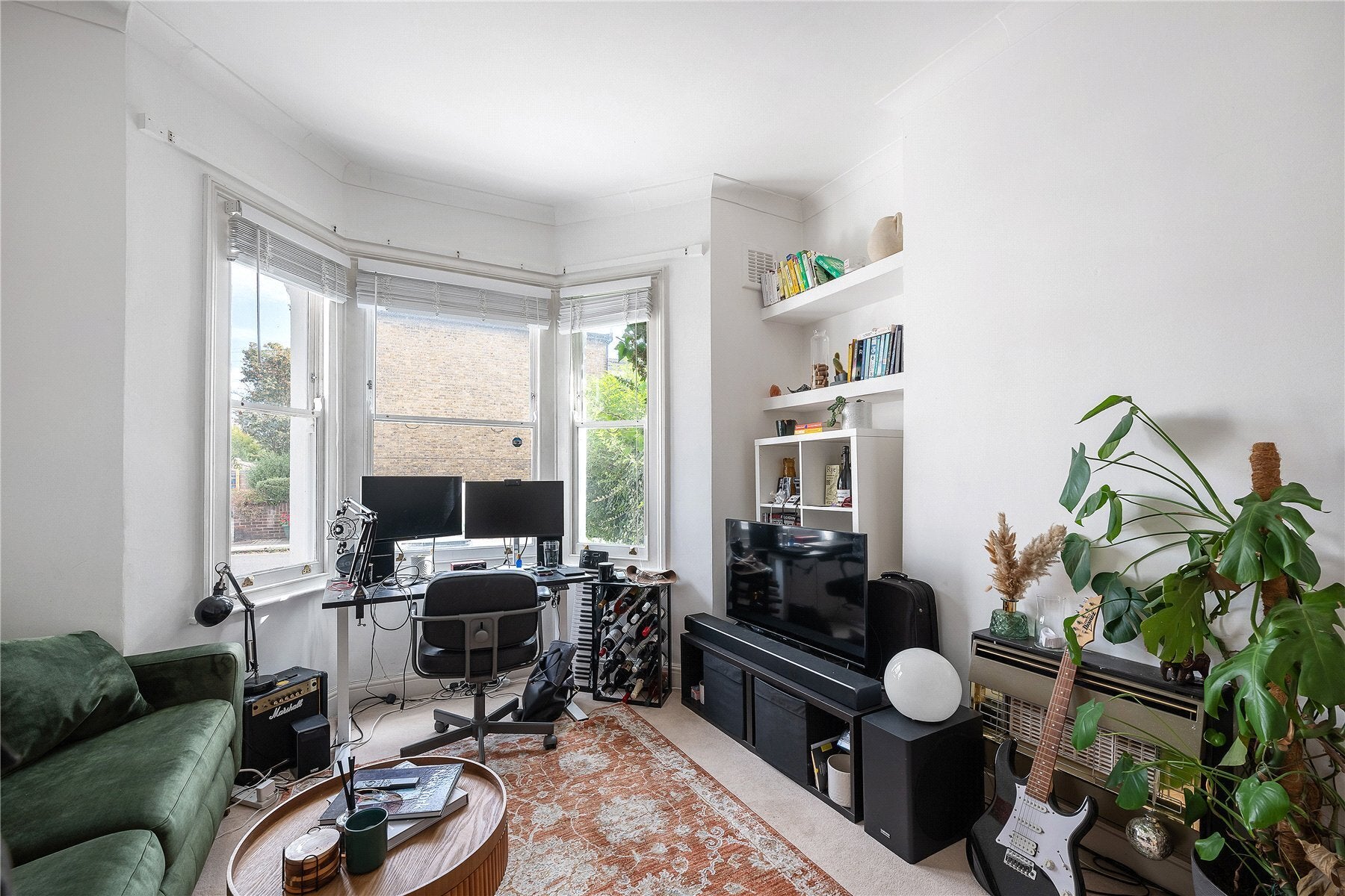 Flat Kimberley Road in Greater London