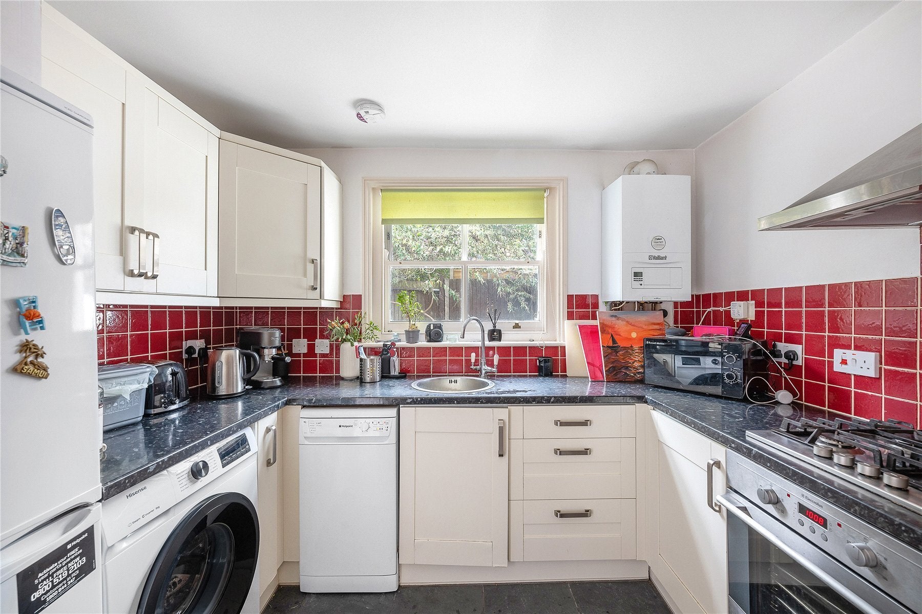 Flat Kimberley Road in Greater London