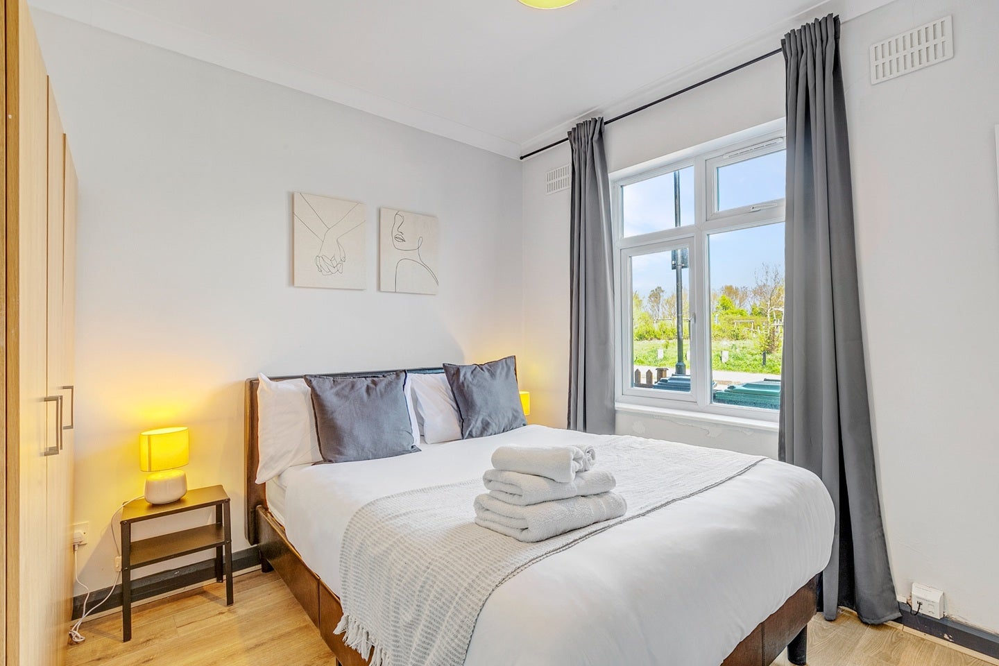 Flat Braybrook Street in Greater London