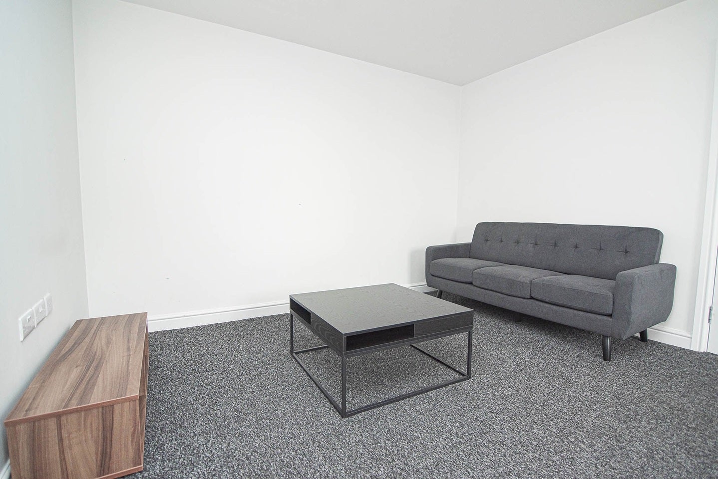 Flat Balby Road in Doncaster