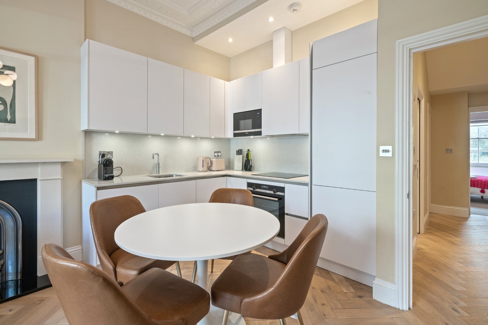 Flat Ledbury Road in City of Westminster