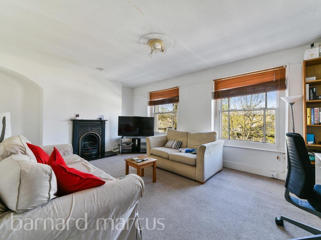 Flat Lorrimore Road in Greater London