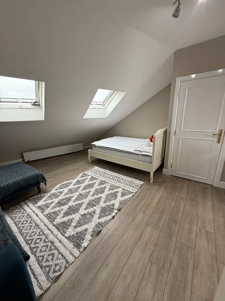 Flat Gowland Place in Greater London