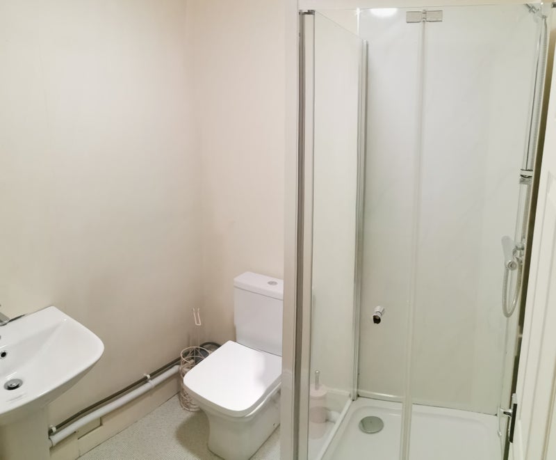 Room Broomhall Road in Chelmsford