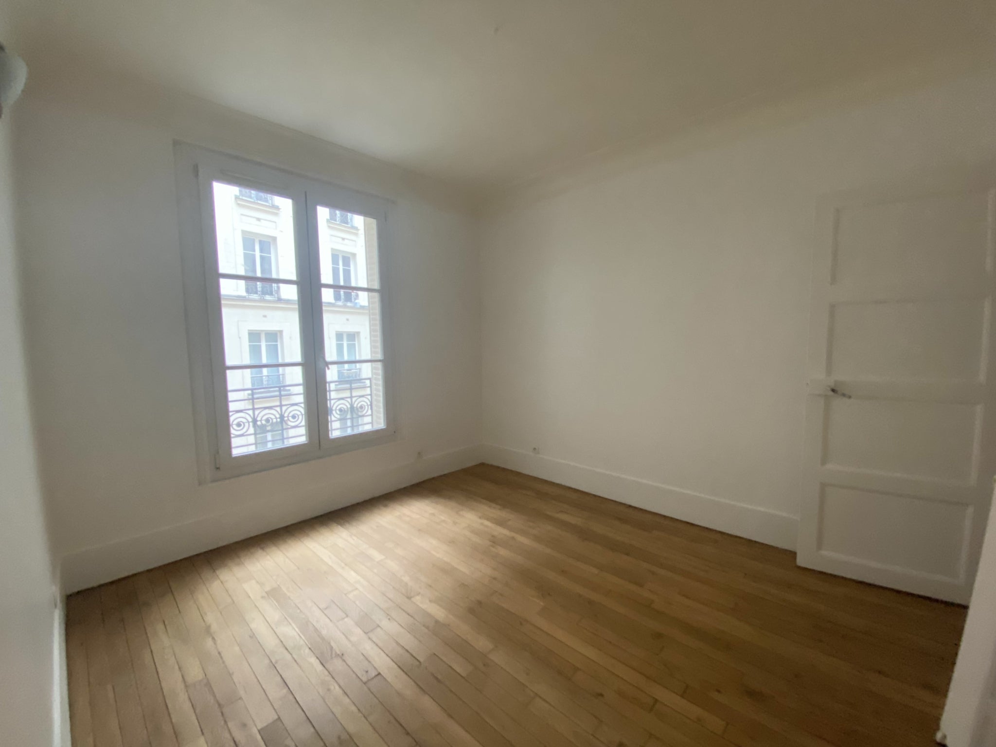 Flat Quai de la Bataille de Stalingrad in Issy-les-Moulineaux