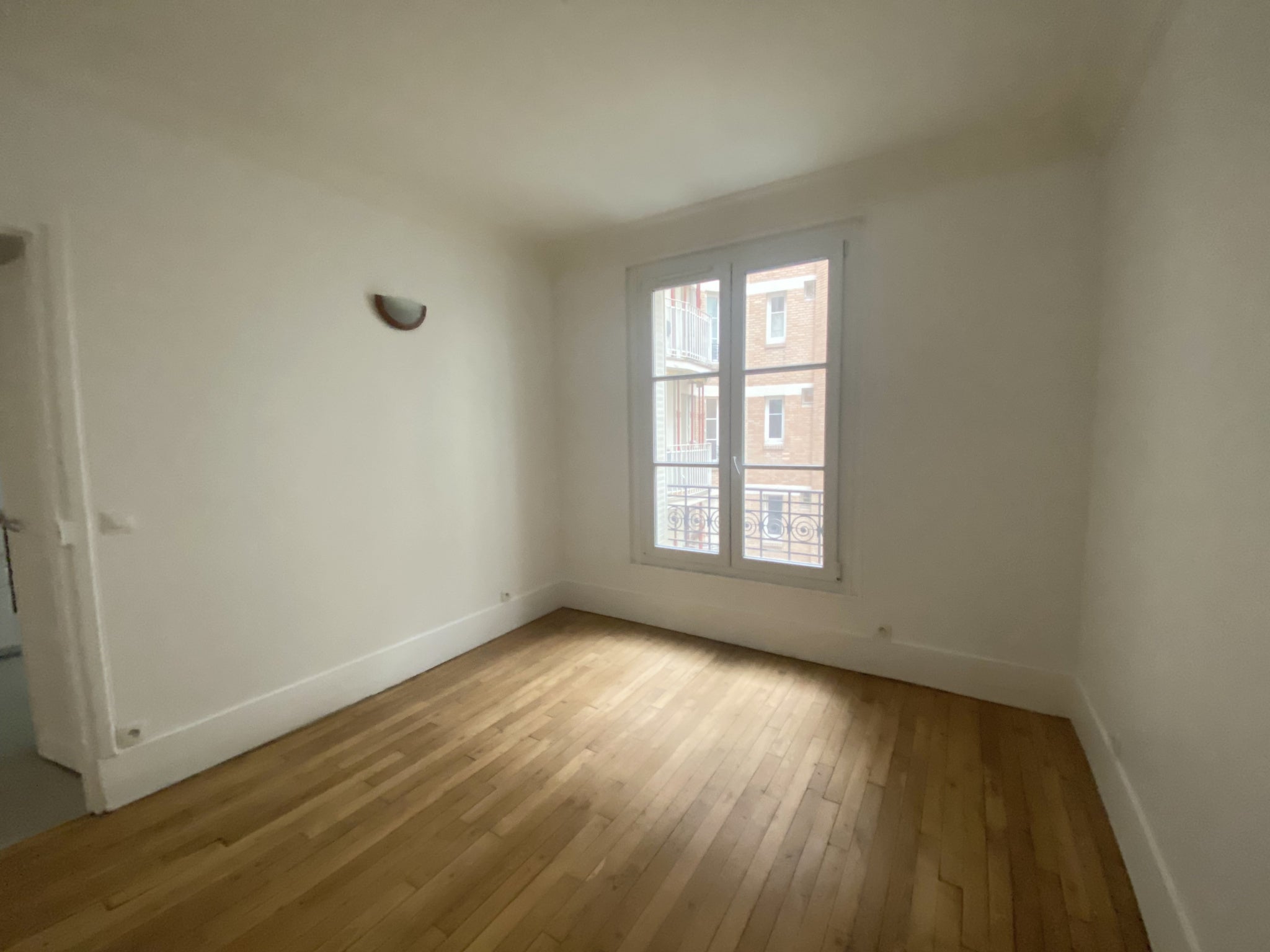 Flat Quai de la Bataille de Stalingrad in Issy-les-Moulineaux