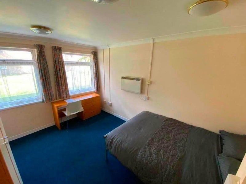 Room Pearson Road in Ipswich