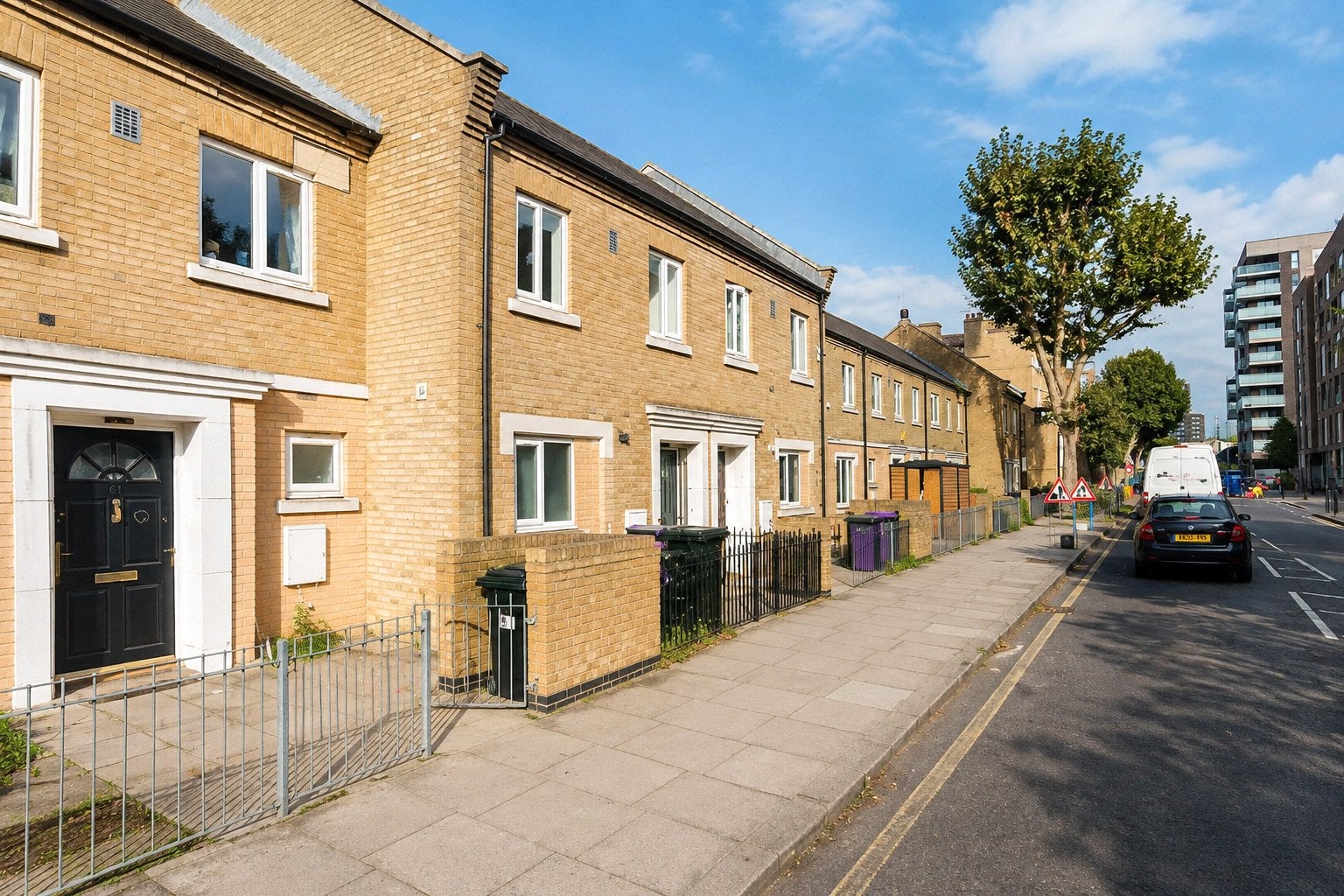 House Abbott Road in Greater London
