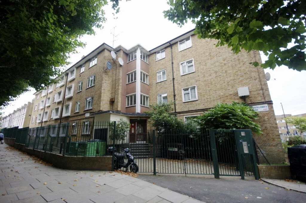 Flat Agar Grove in Greater London