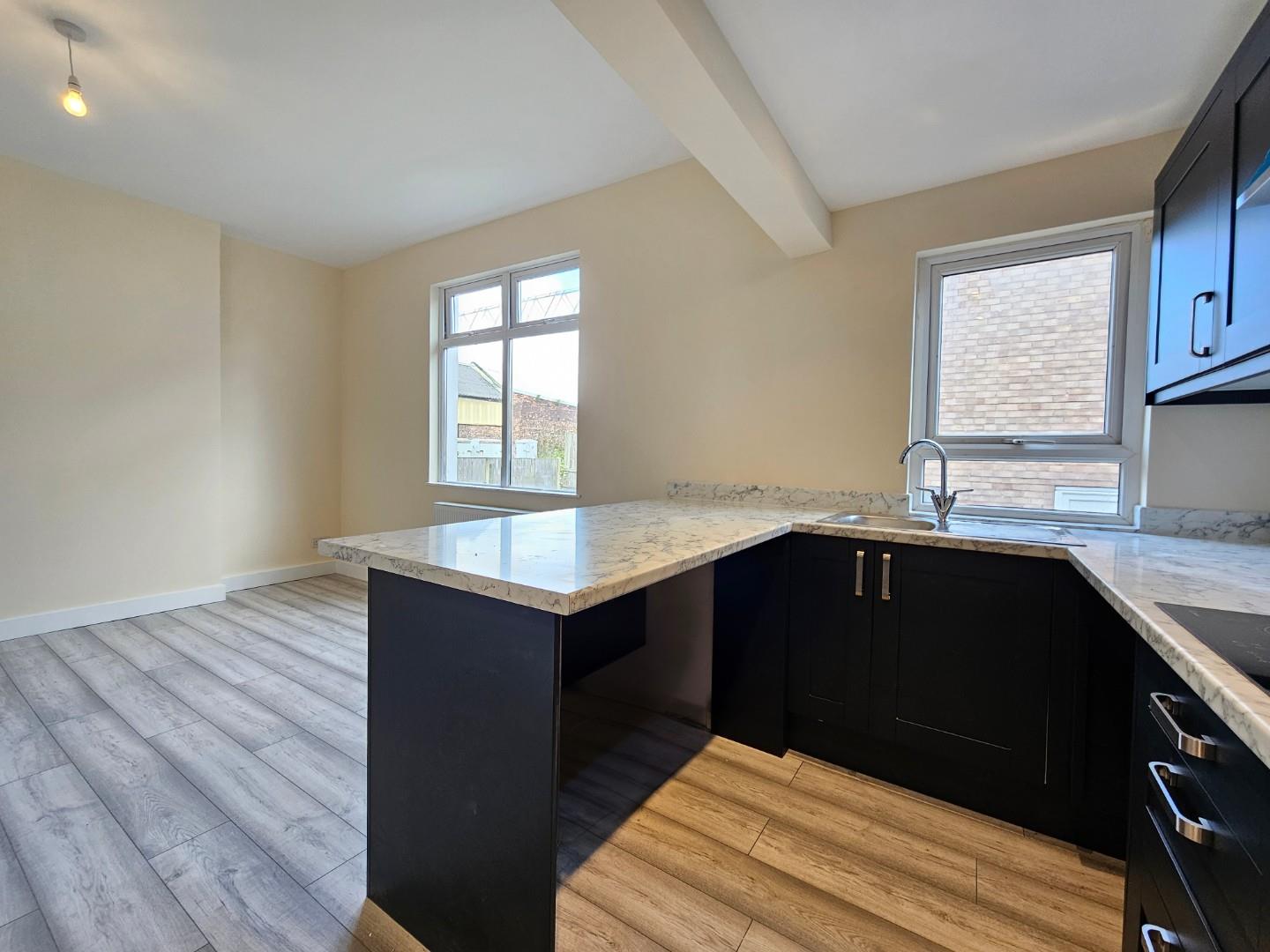 Flat Clarendon Avenue in Trafford