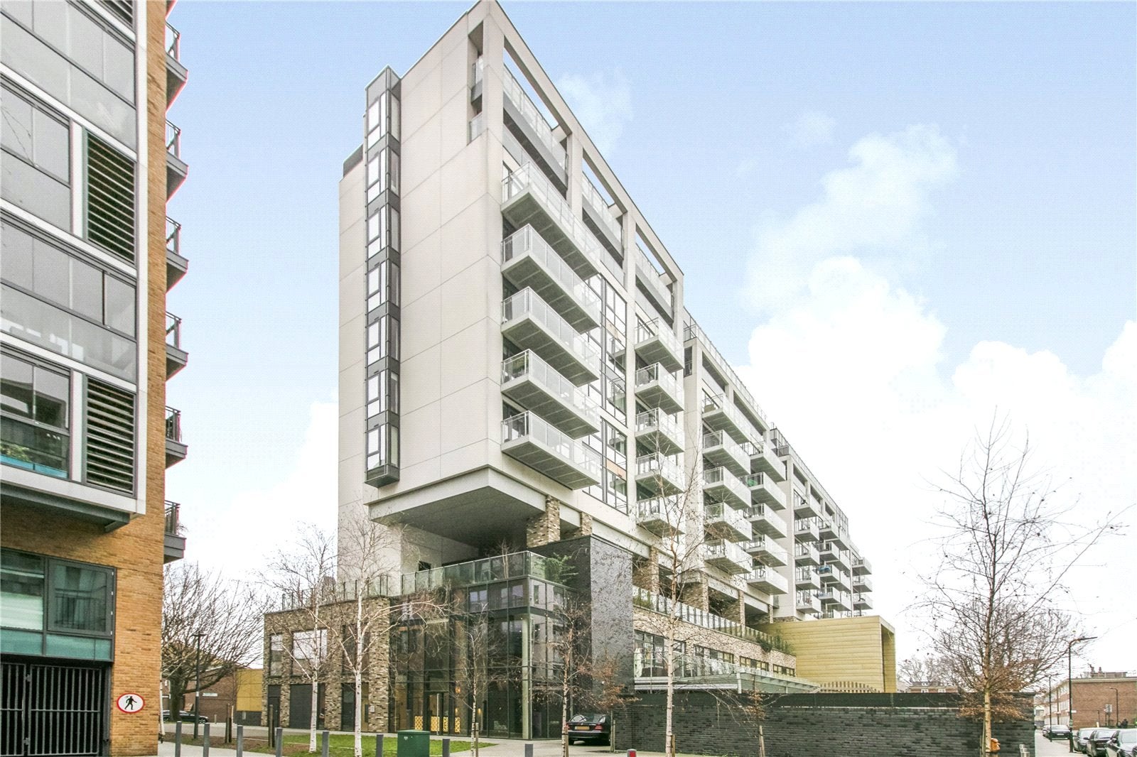 Flat Beechwood Road in Greater London