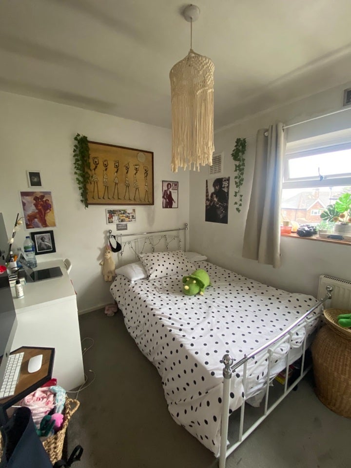 Room Paston Crescent in Greater London