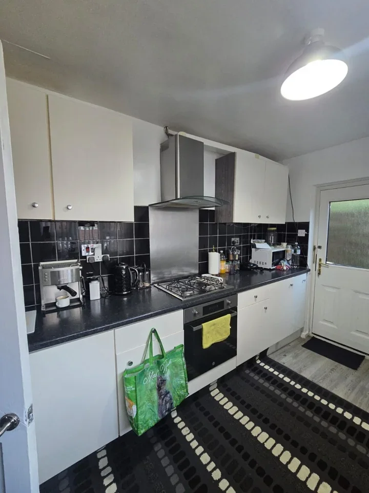House Rydal Crescent in Leeds
