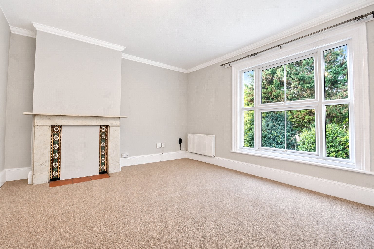 Flat Silwood Road in Sunningdale