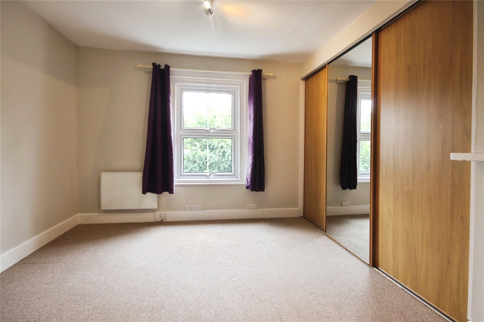 Flat Silwood Road in Sunningdale