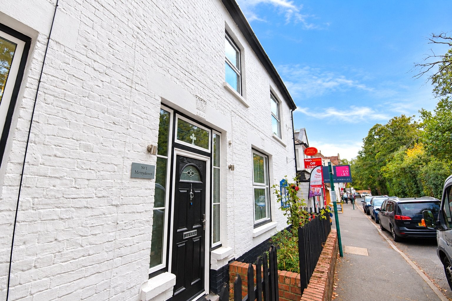 Flat Silwood Road in Sunningdale