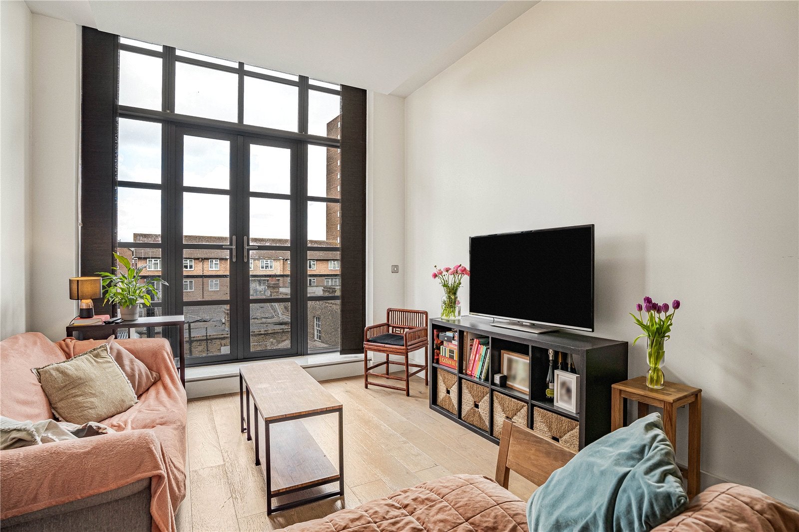 Flat Chatham Place in Greater London