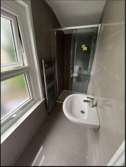 Room John Ruskin Street in Greater London