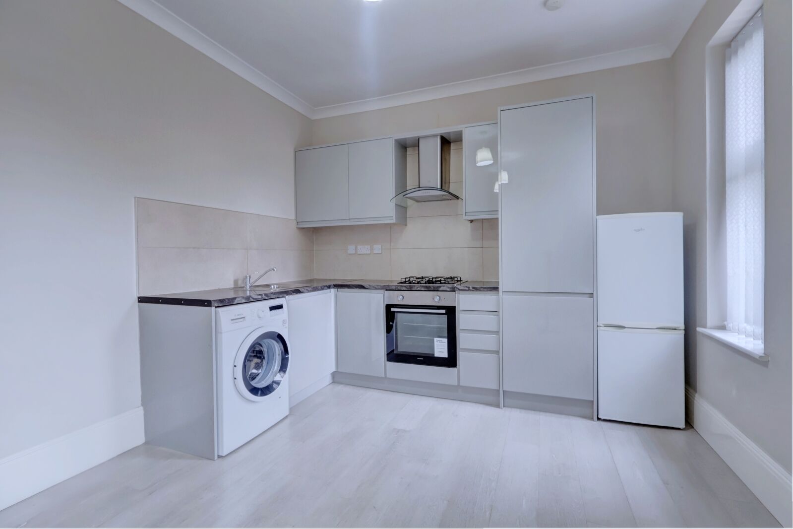 Flat Priory Avenue in High Wycombe
