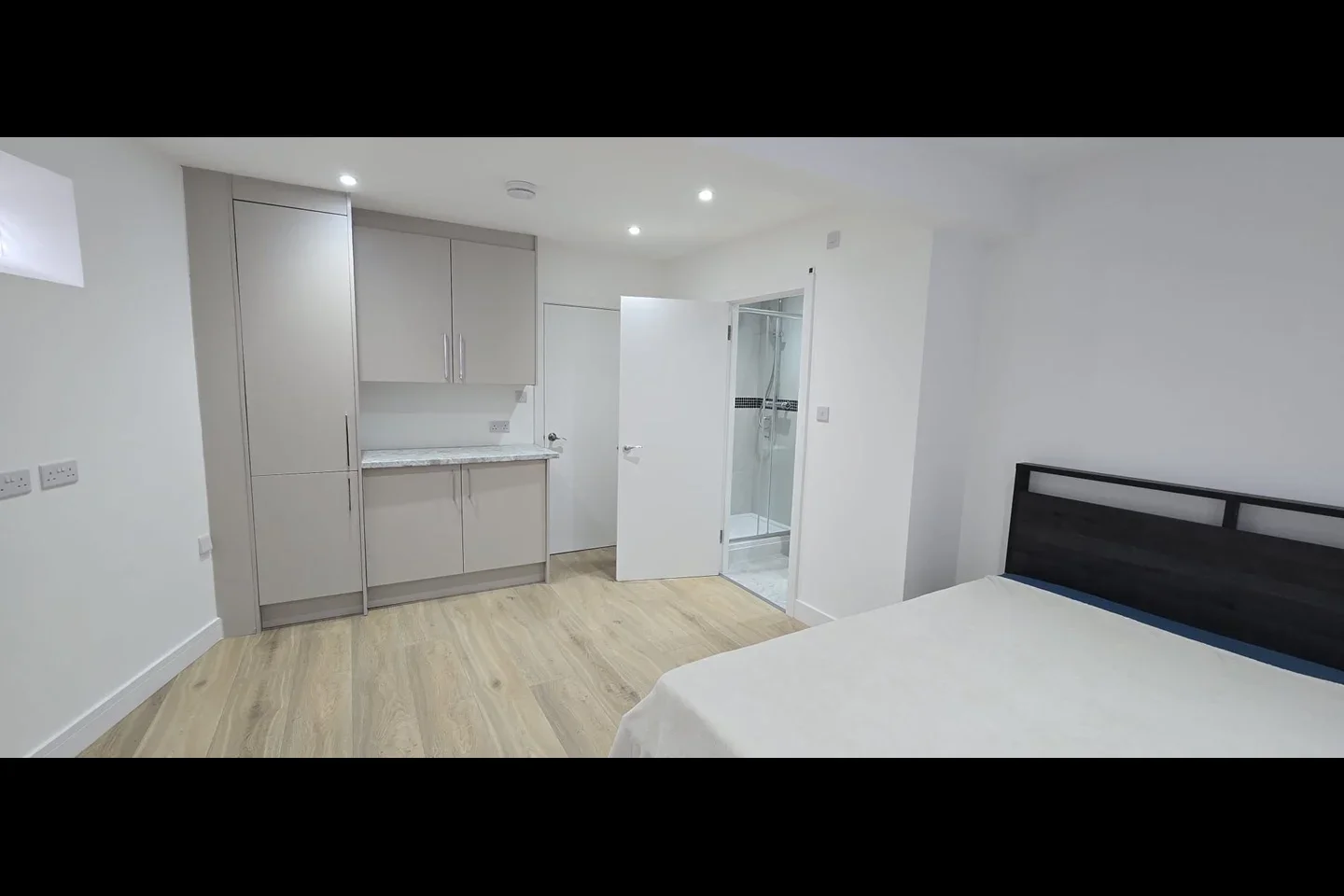 Room Dugdale Hill Lane in Hertsmere